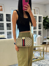 Load image into Gallery viewer, Gucci GG Supreme Ophidia Crossbody