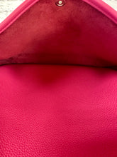 Load image into Gallery viewer, Hermes Pink Evelyne PM
