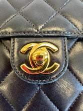 Load image into Gallery viewer, Chanel Vintage Black Lambskin Single Flap