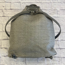 Load image into Gallery viewer, Chanel Grey Woven Raffia Deauville Large Backpack