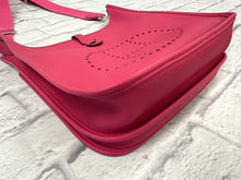 Load image into Gallery viewer, Hermes Pink Evelyne PM