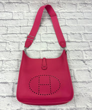 Load image into Gallery viewer, Hermes Pink Evelyne PM