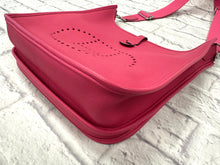 Load image into Gallery viewer, Hermes Pink Evelyne PM