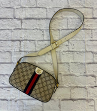 Load image into Gallery viewer, Gucci GG Supreme Ophidia Crossbody