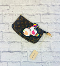 Load image into Gallery viewer, Louis Vuitton Murakami Pochette Accessories
