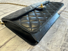 Load image into Gallery viewer, Chanel Vintage Black Lambskin Single Flap