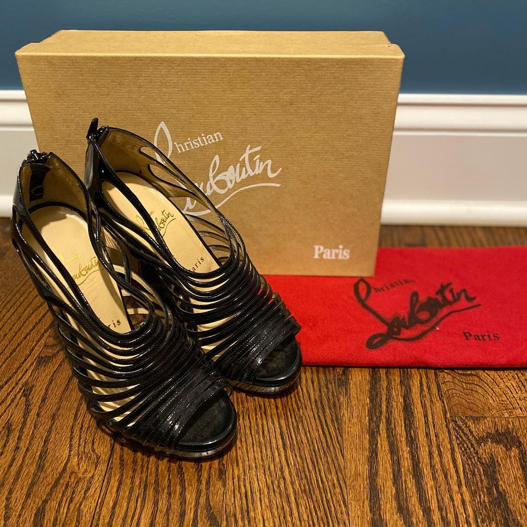 Christian louboutin paris discount 37.5 womens wedge