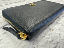 Load image into Gallery viewer, Gucci Black Leather Full Zip Wallet
