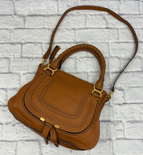 Load image into Gallery viewer, Chloe Tan Medium Marcie Bag

