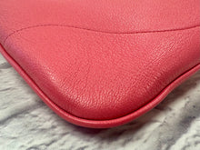 Load image into Gallery viewer, Gucci Pink Aphrodite Shoulder/Crossbody Bag
