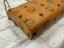 Load image into Gallery viewer, MCM Visetos Millie Chain Crossbody
