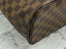 Load image into Gallery viewer, Louis Vuitton Damier Saleya PM

