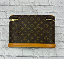Load image into Gallery viewer, Louis Vuitton
