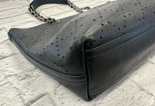 Load image into Gallery viewer, Chanel
