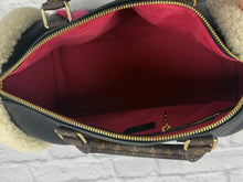 Load image into Gallery viewer, Louis Vuitton Monogram Teddy Shearling Speedy Bandoulière 30

