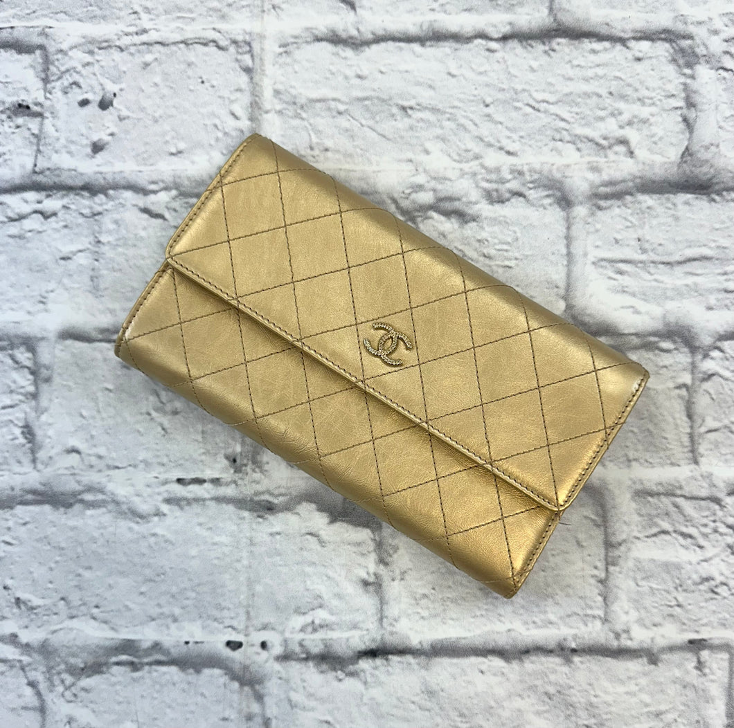 Chanel Vintage Gold Stitch Flap Wallet