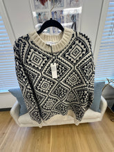 Load image into Gallery viewer, White + Warren Plush Alpaca Blend Nordic Crewneck Black &amp; White SZ Large
