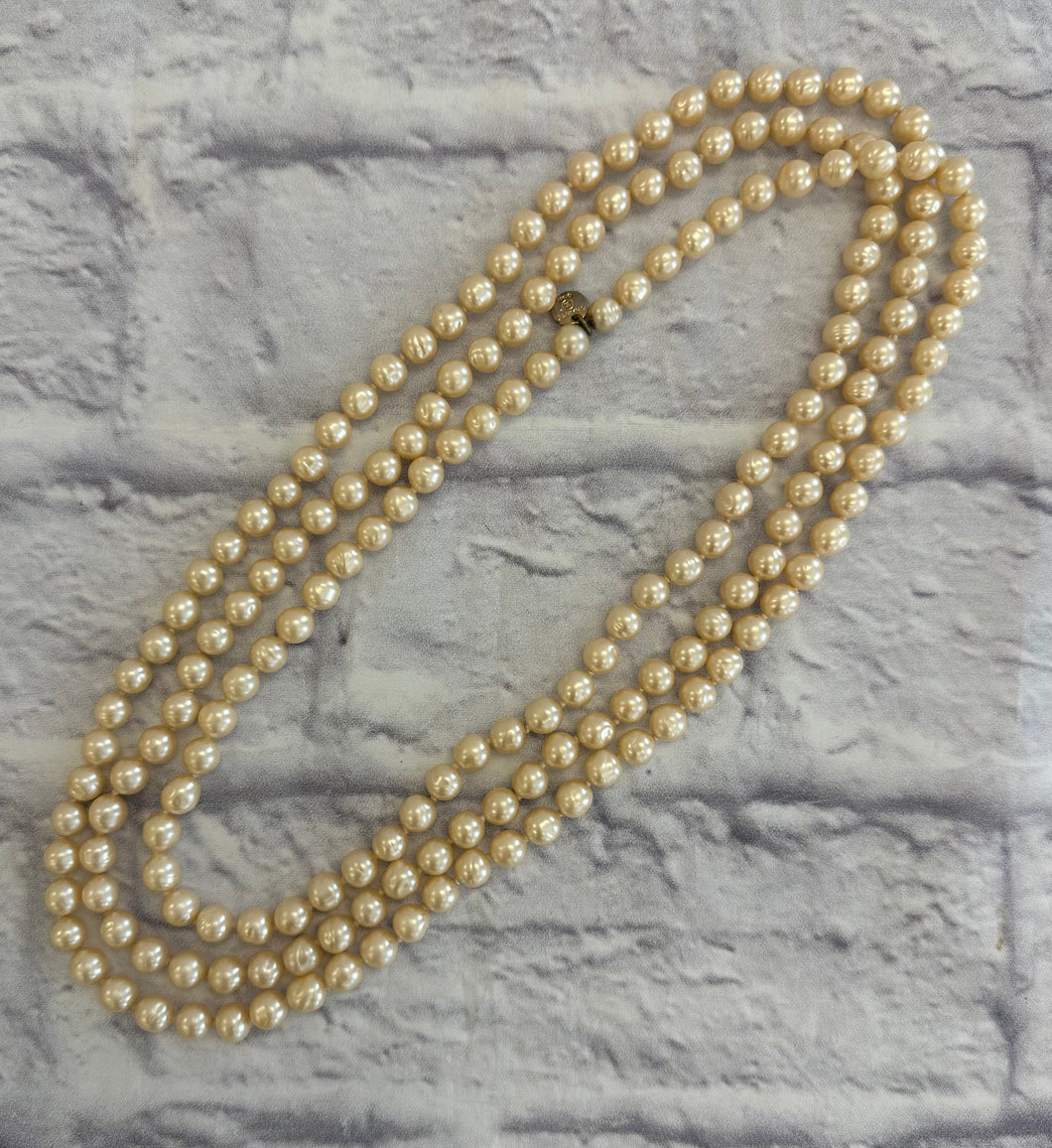 Chanel Vintage Faux Pearl Necklace