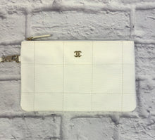 Load image into Gallery viewer, Chanel White Large Window Pane Deauville
