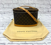 Load image into Gallery viewer, Louis Vuitton
