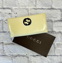 Load image into Gallery viewer, Gucci Crinkle Patent Ivory Full Size Wallet
