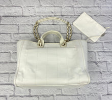 Load image into Gallery viewer, Chanel White Large Window Pane Deauville
