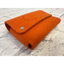 Load image into Gallery viewer, Hermes Orange Felt Mises Et Relances Playing Card Holder
