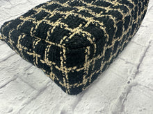 Load image into Gallery viewer, Chanel Black &amp; Beige Houndstooth Tweed Maxi 19
