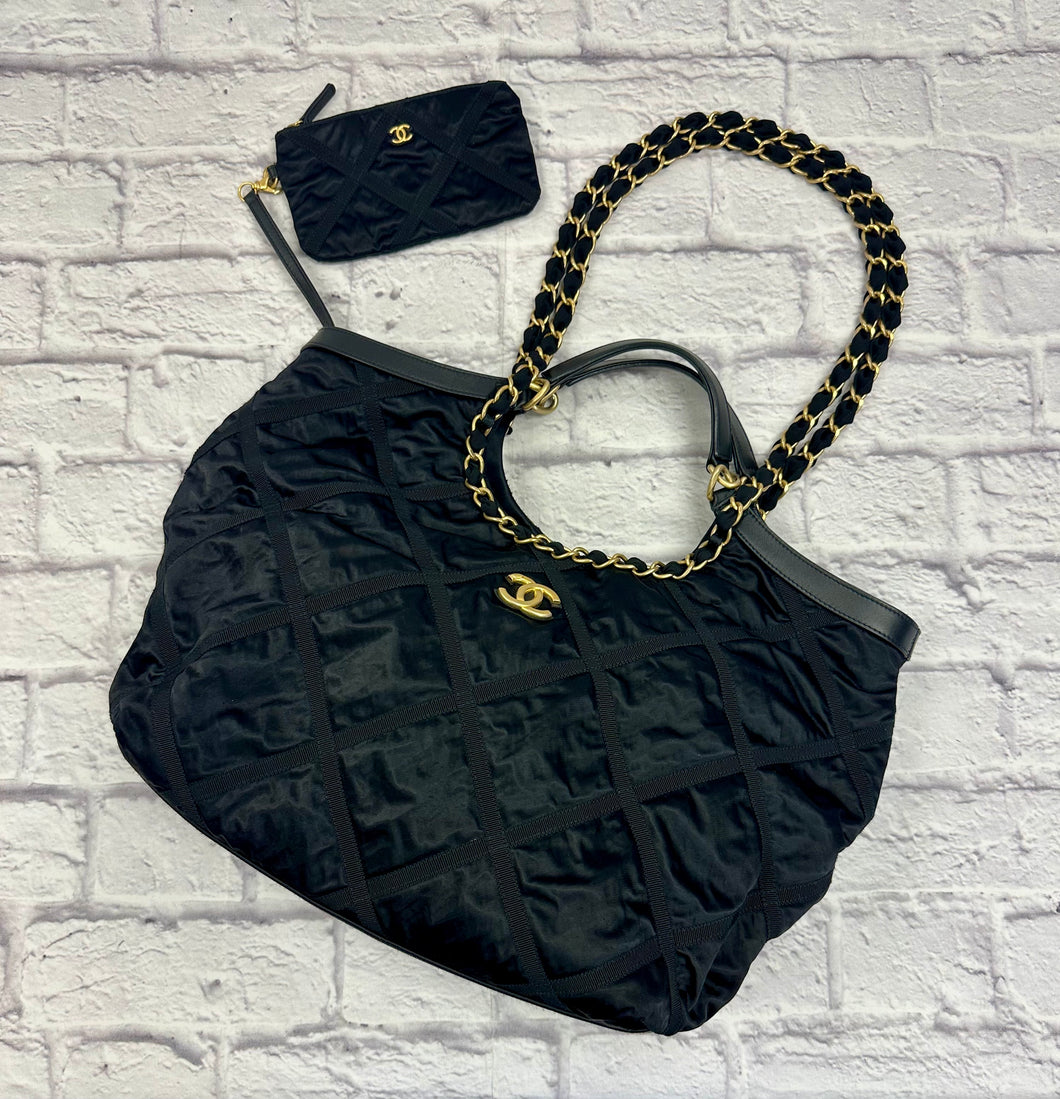 Chanel Black Nylon Quilted Maxi Shopping Tote