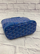 Load image into Gallery viewer, Goyard Blue Goyardine Beluga Mini
