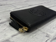 Load image into Gallery viewer, Gucci Leather Soho GG Full Zip Wallet
