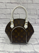 Load image into Gallery viewer, Louis Vuitton Monogram Canvas Match Ellipse BB
