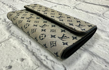 Load image into Gallery viewer, Louis Vuitton Navy Mini Lin Flap Wallet
