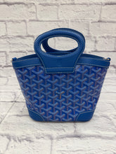 Load image into Gallery viewer, Goyard Blue Goyardine Beluga Mini
