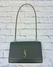 Load image into Gallery viewer, Saint Laurent Gray Grain De Poudre Large Kate
