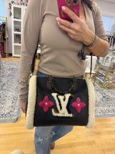 Load image into Gallery viewer, Louis Vuitton Monogram Teddy Shearling Speedy Bandoulière 30
