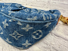 Load image into Gallery viewer, Louis Vuitton Mono Denim Pochette Valley
