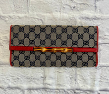 Load image into Gallery viewer, Gucci Navy &amp; Red GG Canvas Bamboo Bar Clutch/Crossbody
