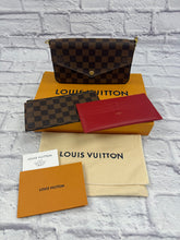 Load image into Gallery viewer, Louis Vuitton Damier Ebene Pochette Felice
