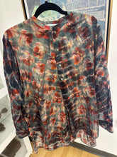 Load image into Gallery viewer, Dior Cotton Floral Top SZ 8

