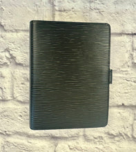 Load image into Gallery viewer, Louis Vuitton Black Epi Agenda Cover
