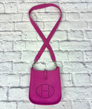 Load image into Gallery viewer, Hermes Magnolia Clemence Evelyne TPM
