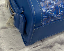 Load image into Gallery viewer, Goyard Blue Bonbonnière Bag
