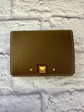 Load image into Gallery viewer, Hermes Medor Etoupe Gray Studded Card Holder
