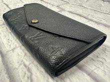 Load image into Gallery viewer, Louis Vuitton Black Empriente Flap Wallet
