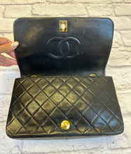 Load image into Gallery viewer, Chanel Black Lambskin Vintage Single Flap Bag
