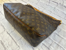 Load image into Gallery viewer, Louis Vuitton Monogram Delightful MM
