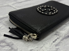 Load image into Gallery viewer, Gucci Black Studded Soho Wallet
