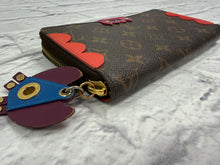 Load image into Gallery viewer, Louis Vuitton Monogram Totem Full Zip Wallet
