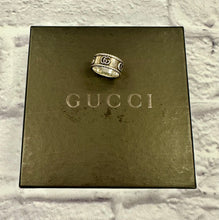 Load image into Gallery viewer, Gucci Sterling Silver Ring SZ 8
